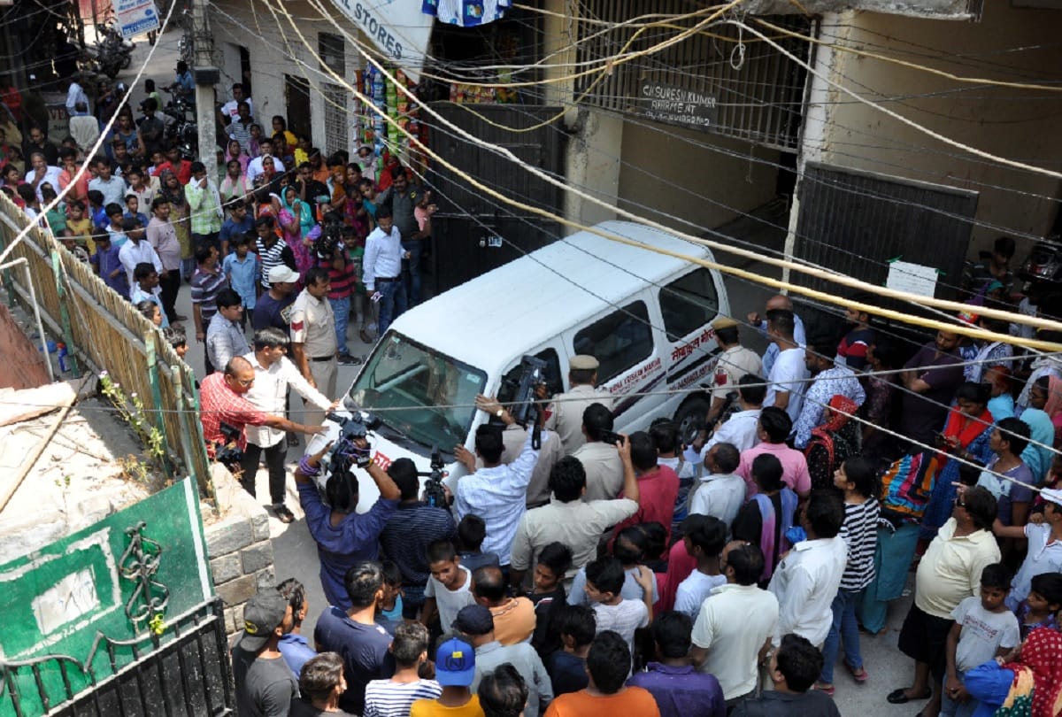 mehrauli murder case, husband brutally cut down neck of wife and three children