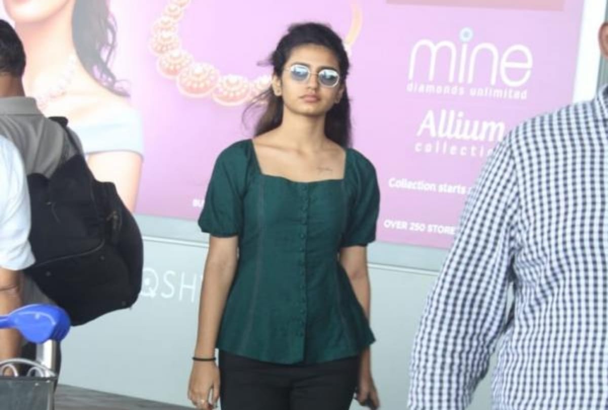 Priya Prakash Varrier of Oru Adaar Love fame deactivating her Instagram account