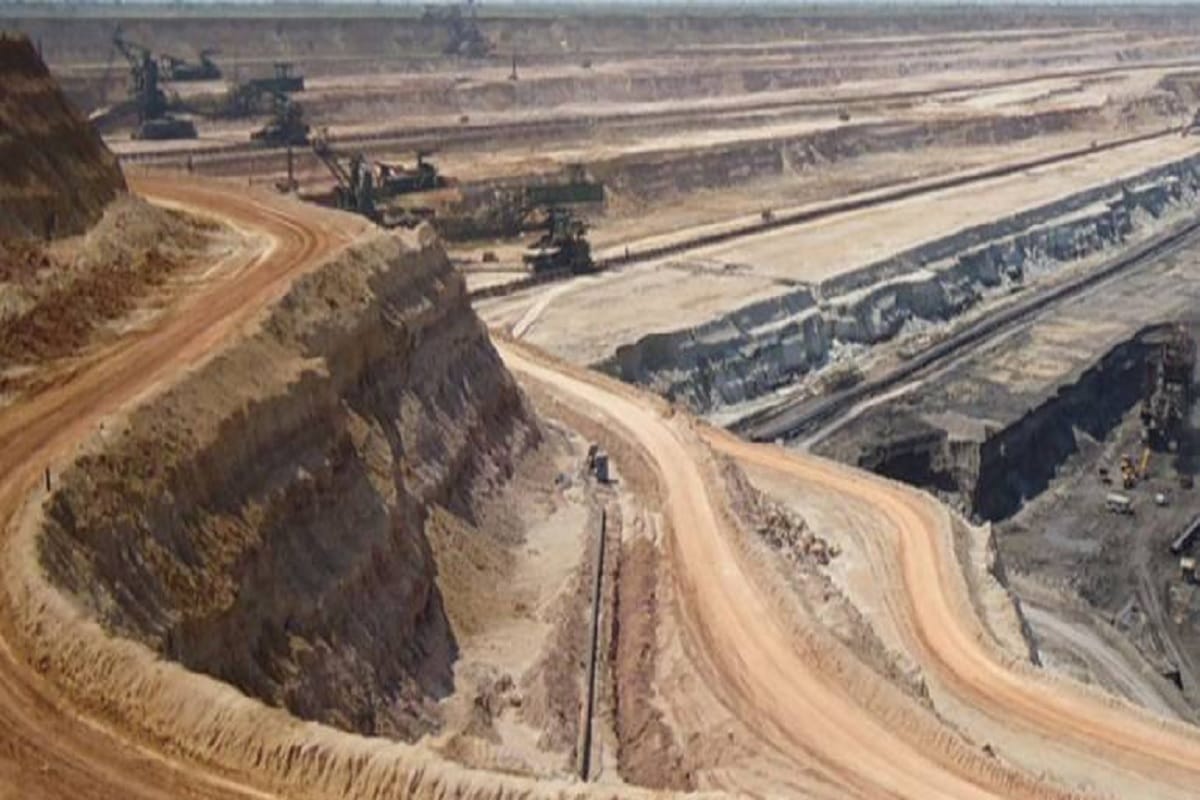 illegal sand mine collapsed in Barwani of Madhya Pradesh, five workers died