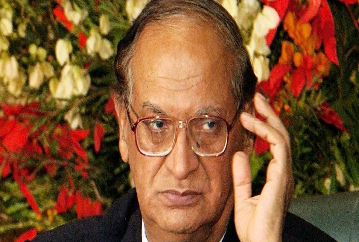 Former Pakistan Foreign Minister Abdul Sattar dies at 88