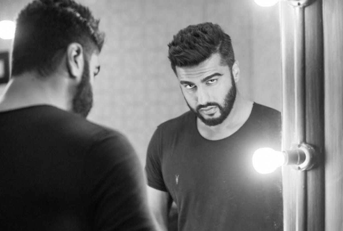 arjun kapoor talk about his friendship with ranveer singh says i am deepika padukone sautan