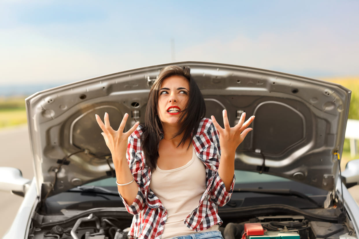 Car tips in Hindi: Dont park your car in the sun interior and wiring may be damaged