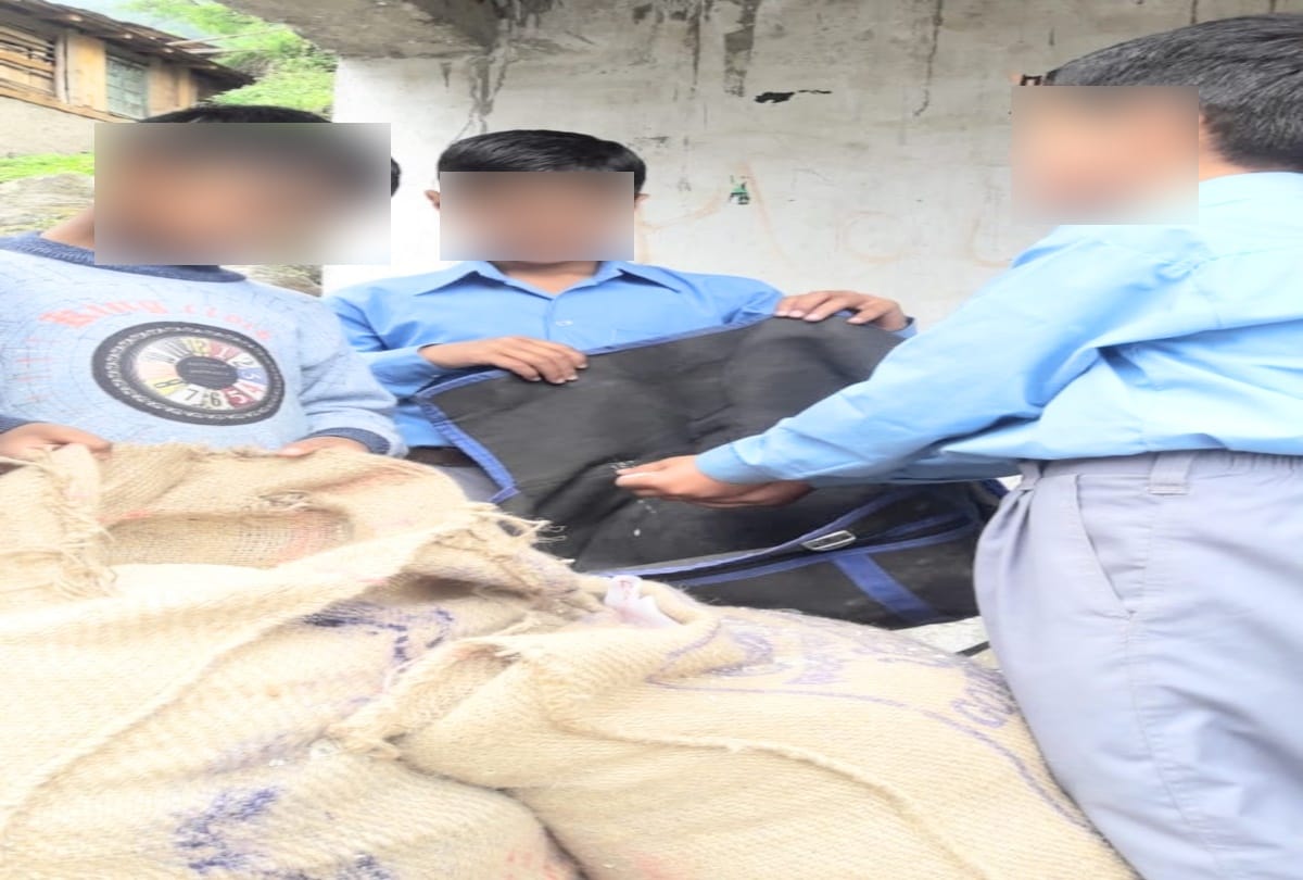 students carry Rice by removing books from their bags on school management order in chamba
