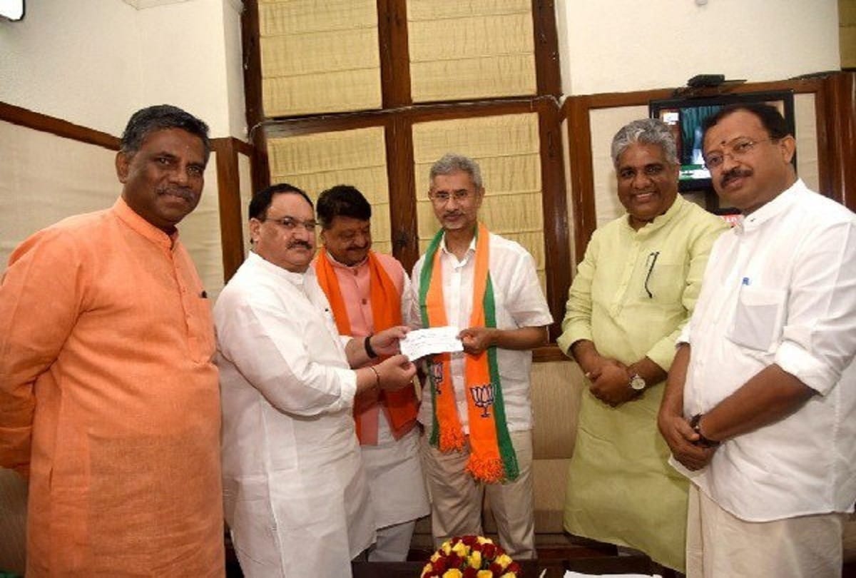 External Affairs Minister S. Jaishankar joins BJP, know about Jaishankar life