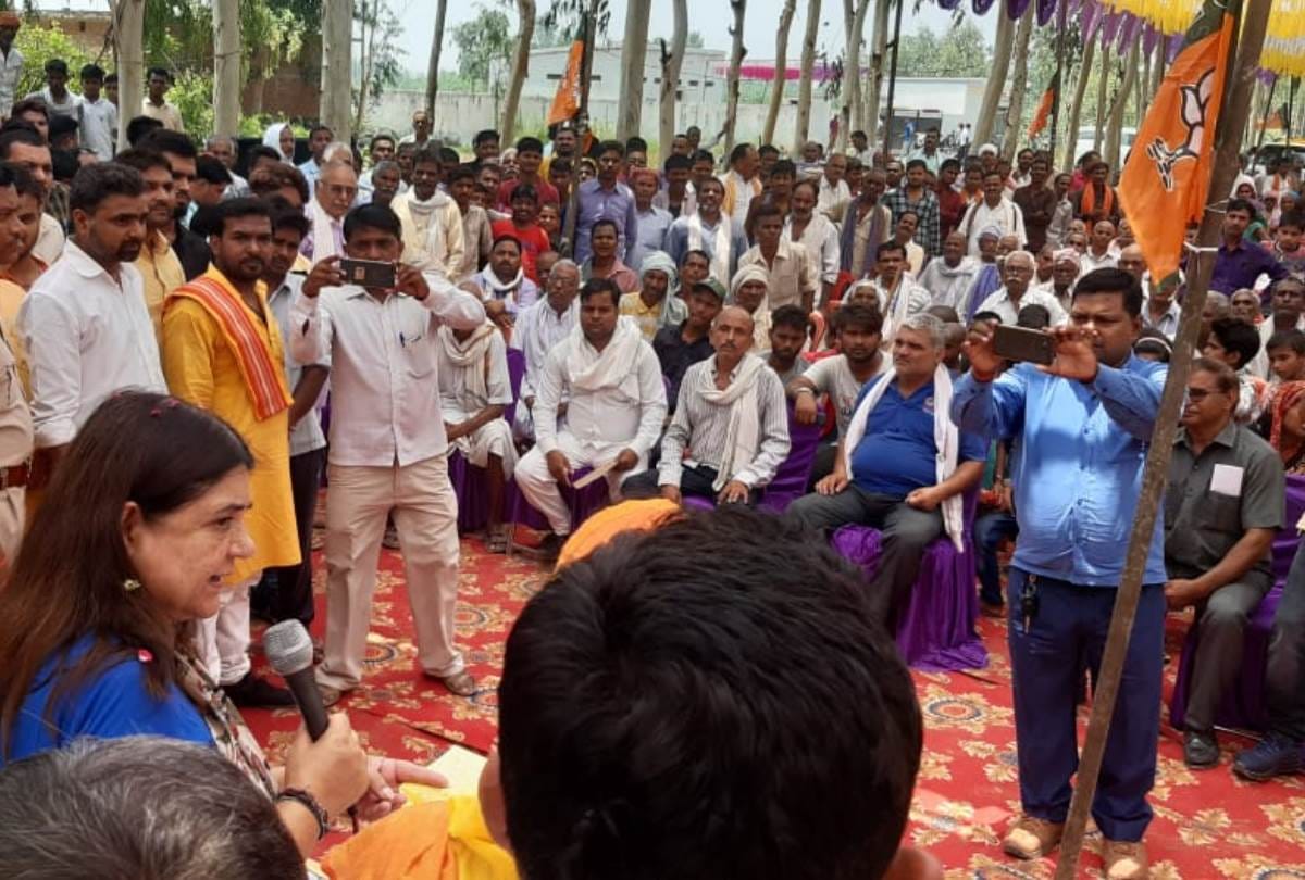 people of any religion or caste are equal to me says maneka gandhi in sultanpur