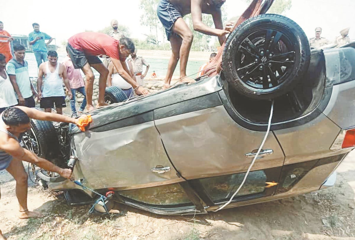 Car drowned in Bhakra Nangal canal one body recovered three Missing