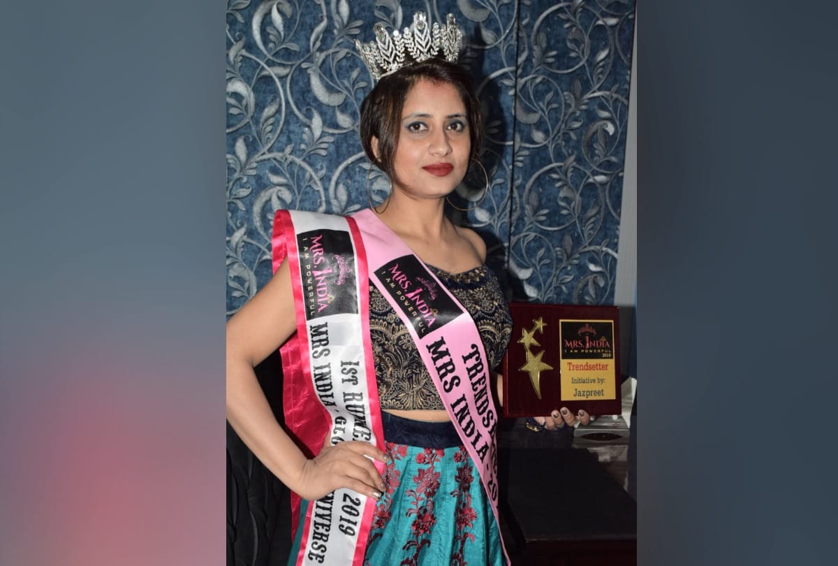 Monica becomes First Runner up of Mrs India Global Universe