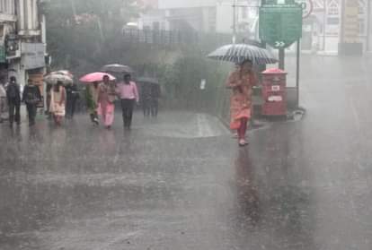 Rain lashes parts of Delhi ncr