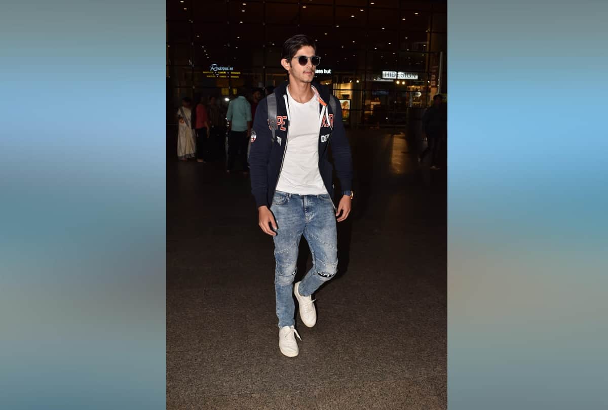 Celebs Spotted at airport Sunny leone Nora fatehi rohan mehra Siddhart Malhota Janhvi kapoor