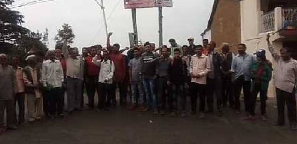 Disturbed power supply in border villages, people get annoyed