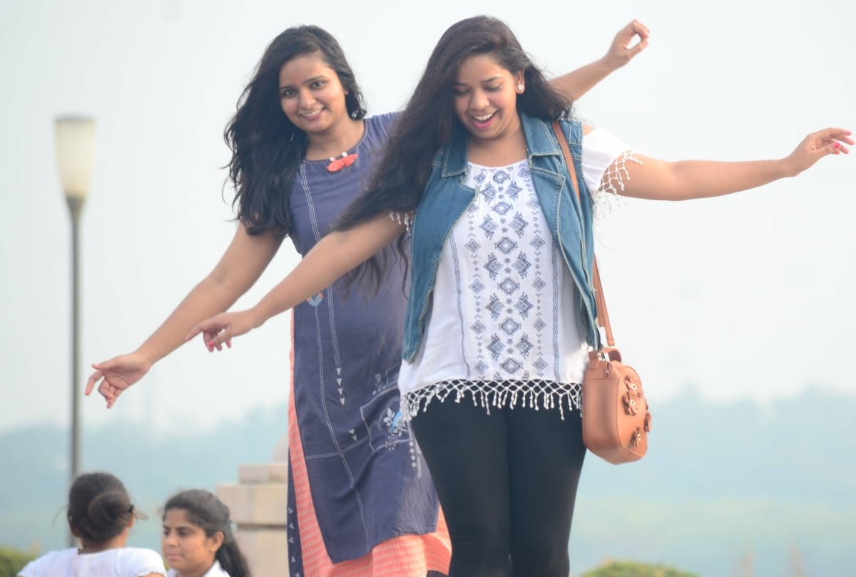 people enjoyed weather in parks and zoo