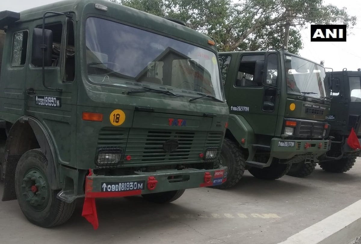 What is difference between Indian Army vehicle registration plates and civilians vehicle registration plates, how to identify them