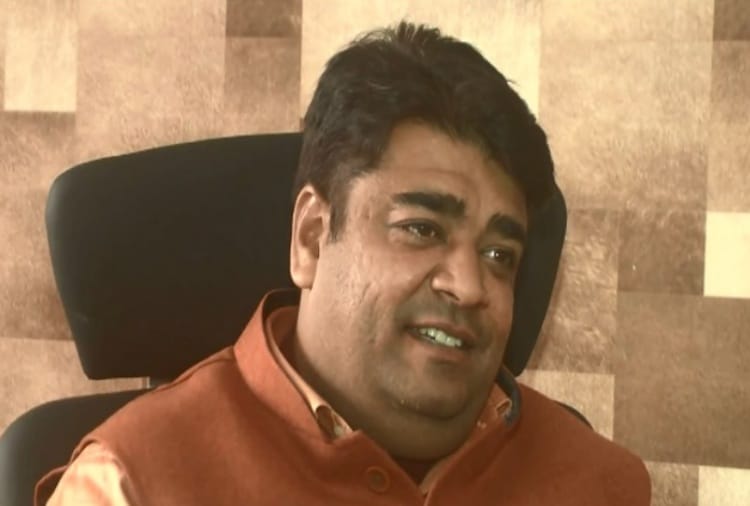BJP MLA Slogans against ambala sp and police in front of minister krishan lal panwar