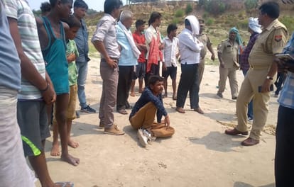 Two girls drown in ganga river one escape in bhadohi