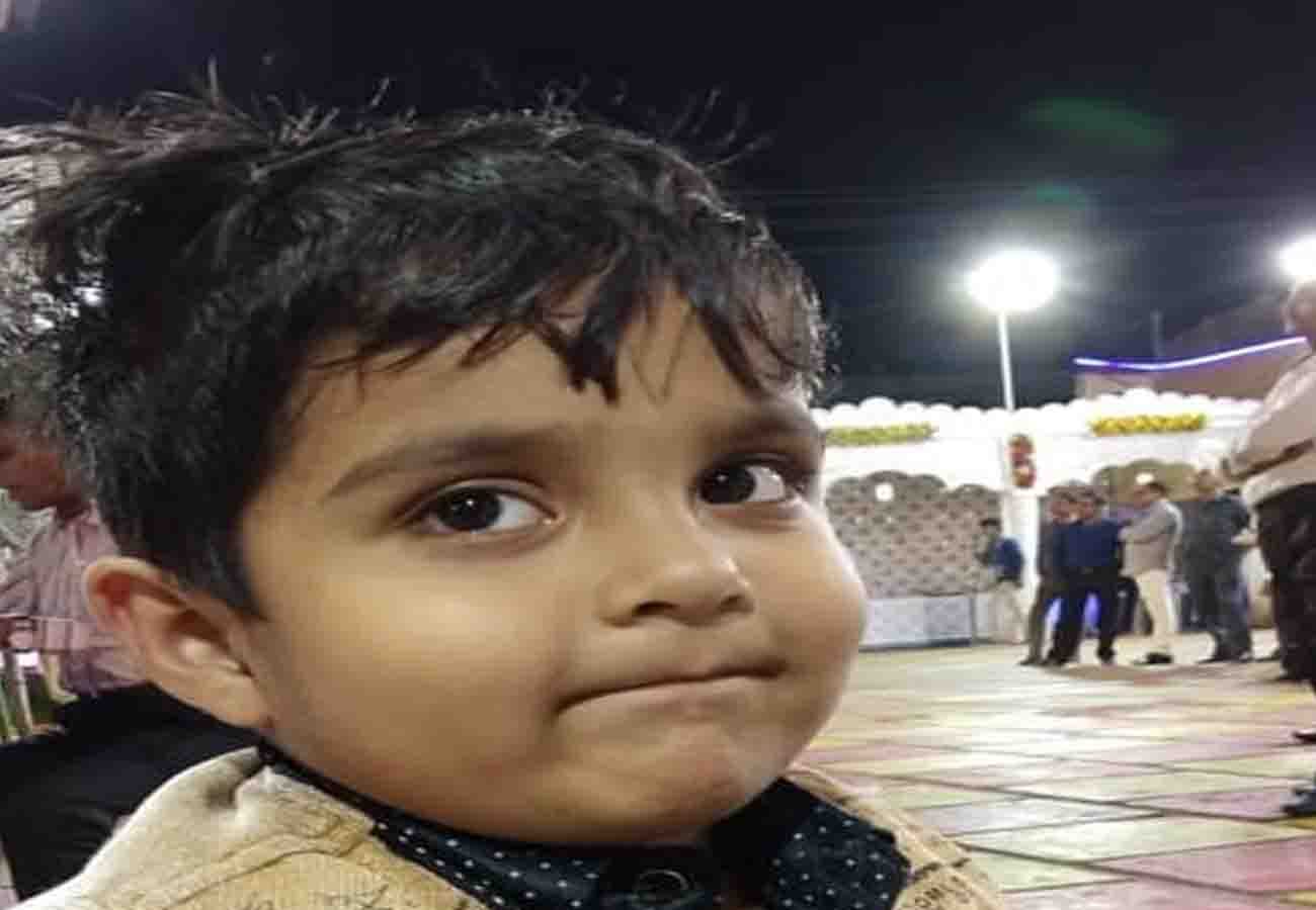 Vasu Tripathi from Kanpur video viral on Social Media