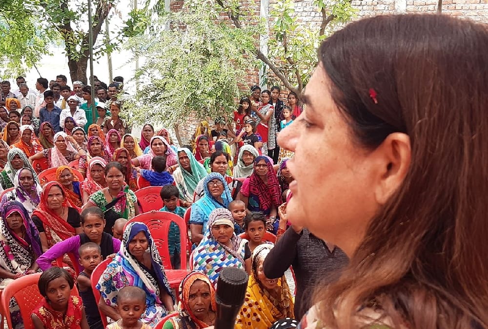 Menka Gandhi visits sultanpur.