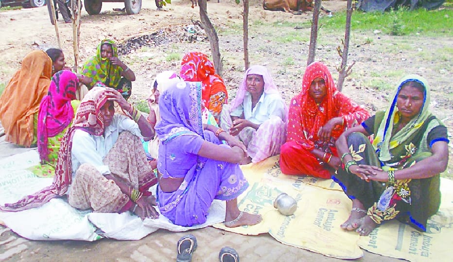Son murderded of father from knife in Meerut at Uttar Pradseh