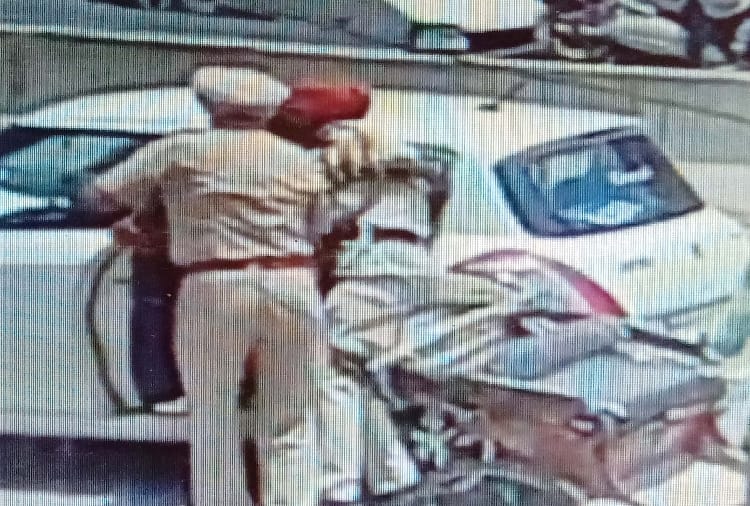 Punjab police dadagiri with rehari man in Jalandhar
