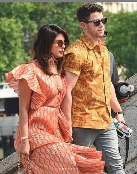 priyanka chopra and nick jonas enjoying in paris at joe jonas and sophie turner wedding