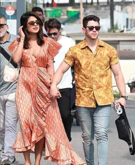 priyanka chopra and nick jonas again fall in love here pictures proof
