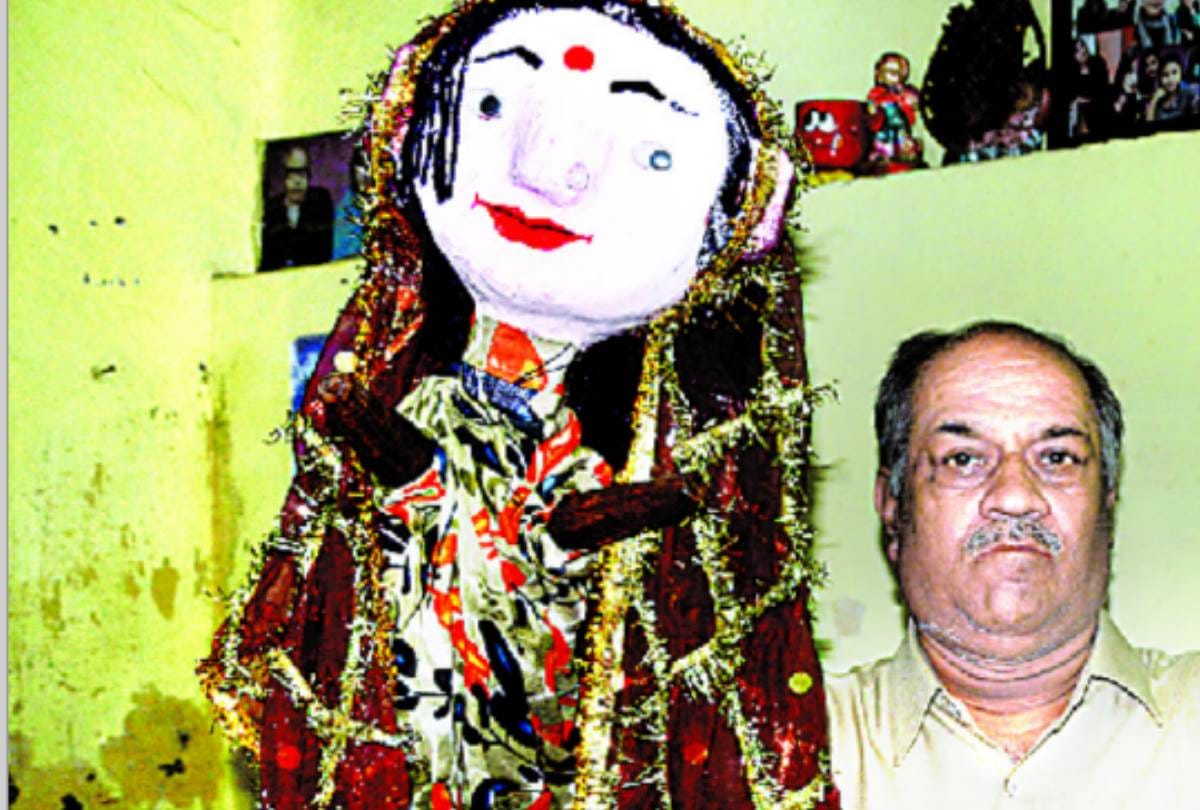 know about puppet artist pradeep tripathi