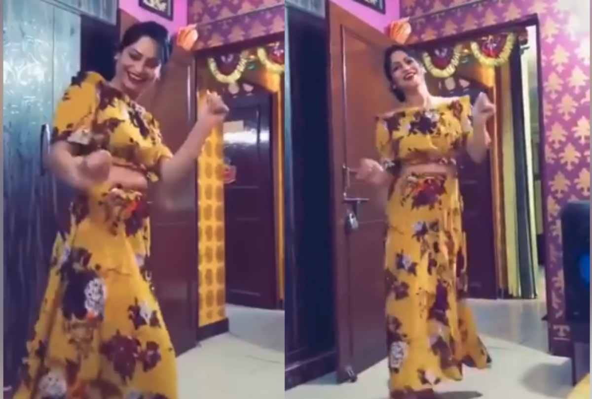 yellow saree lady officer reena dwivedi dance video viral