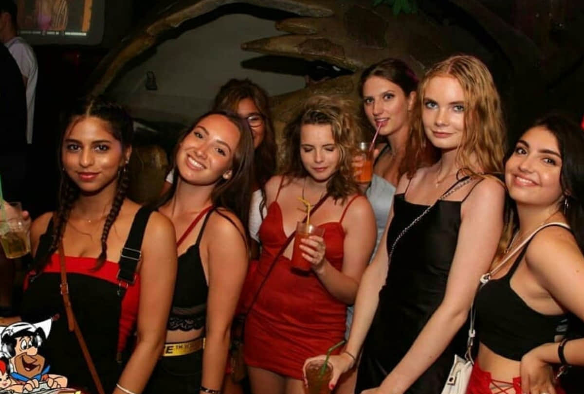 Shah Rukh Khan daughter Suhana Khan get troll after party with friends
