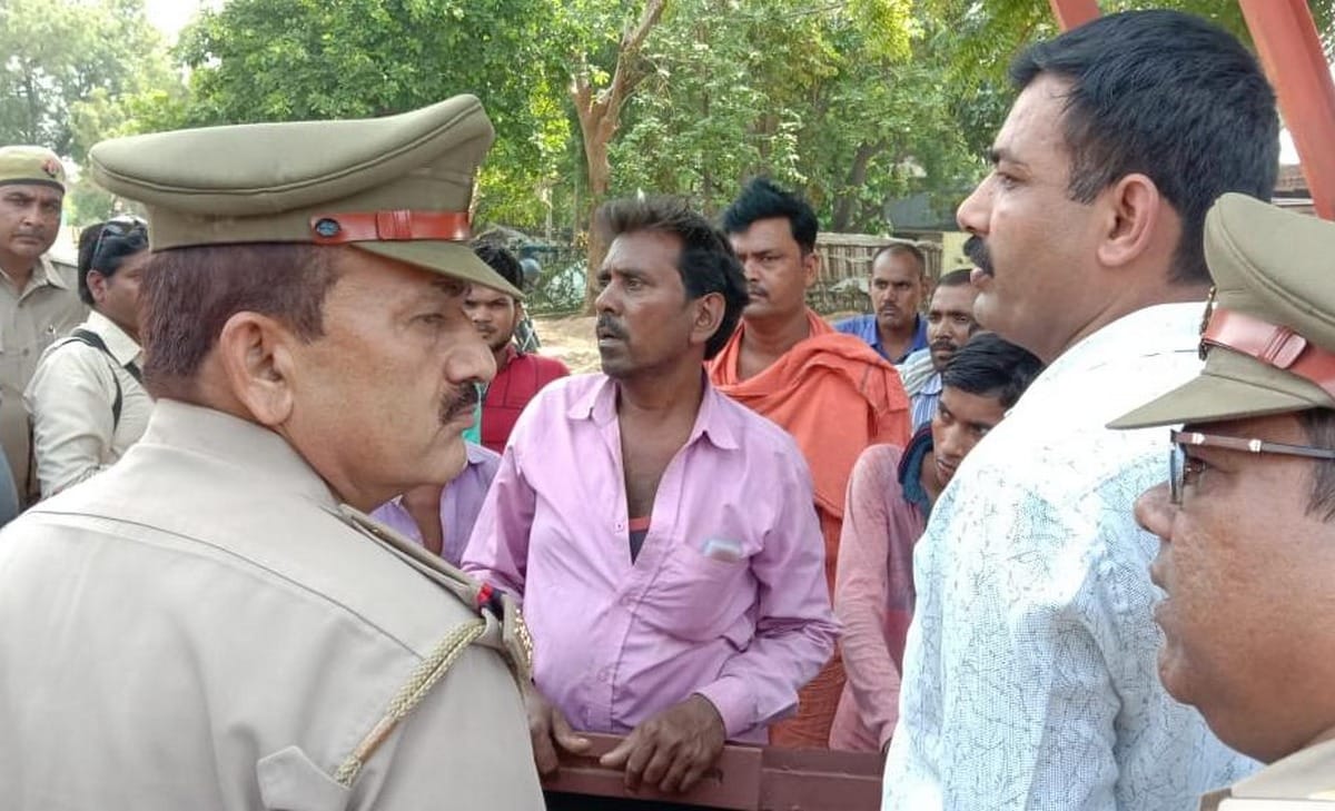 2.60 lakh Loot from businessman in varanasi