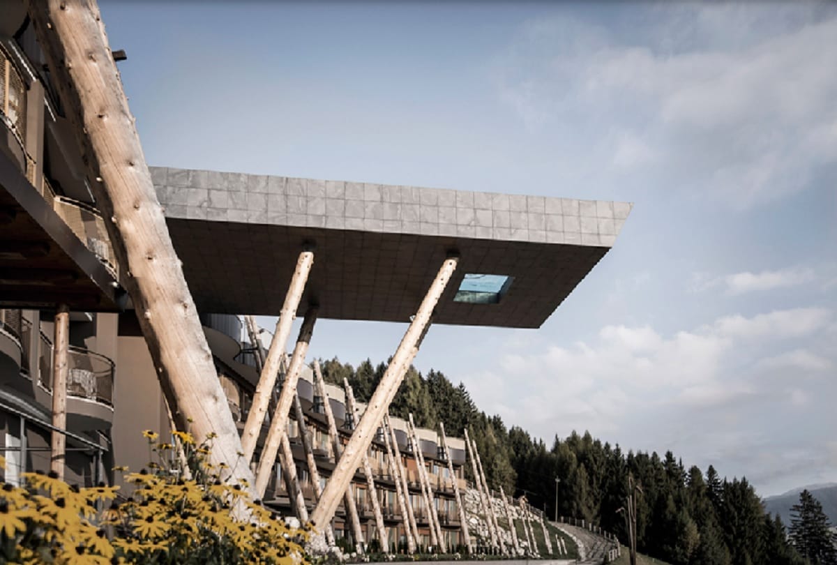 World's Most Dangerous Swimming Pool with glass bottom in hotel hubertus italy