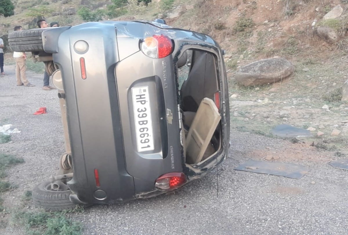 car accident at Sihunta-Draman Road chamba himachal