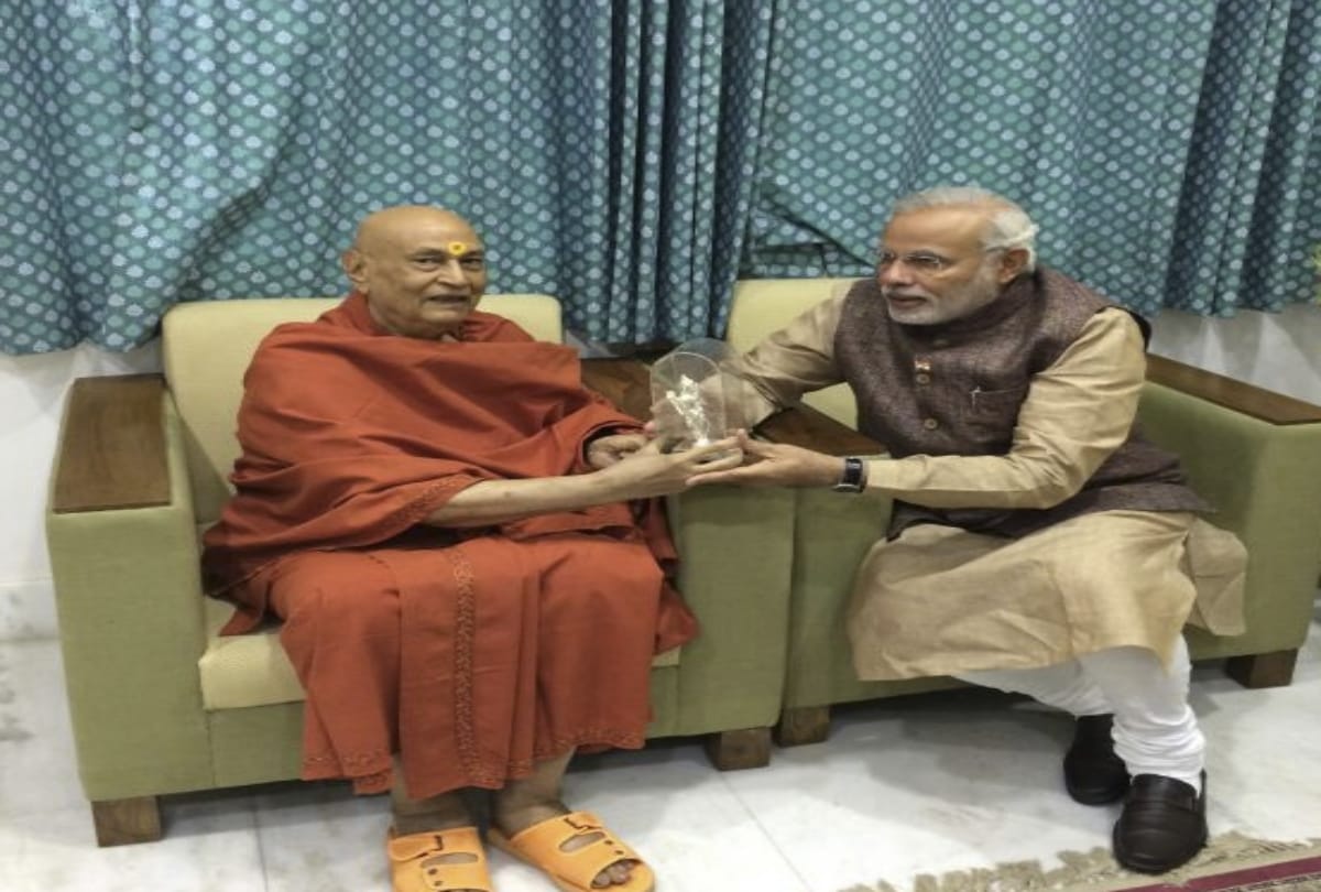 swami satyamitranand passes away was founder of bharat mata mandir