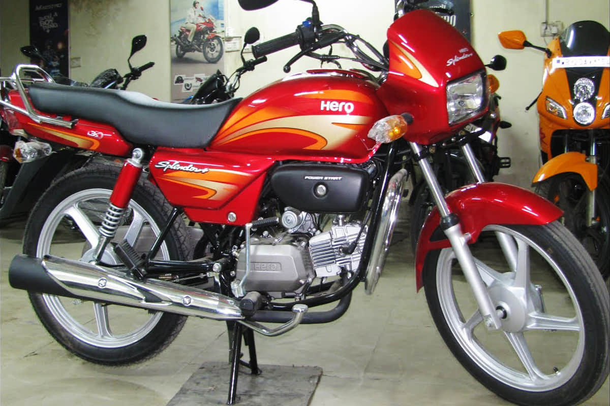 Pay just Rs 666 and take home Hero Splendor Plus and Win 10 gram gold coin