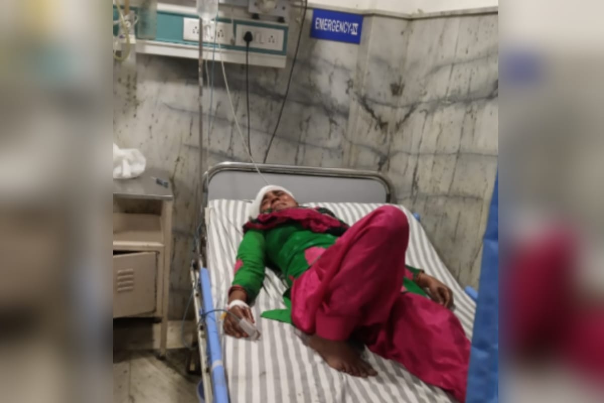 Fight and firing between two communities in kankarkheda Meerut, two girls injured