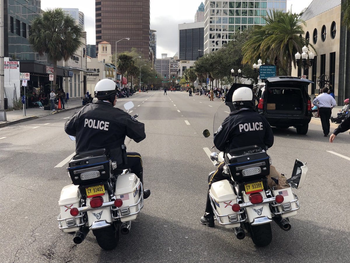 orlando police officer asked the licence and registration, when toddler was driving