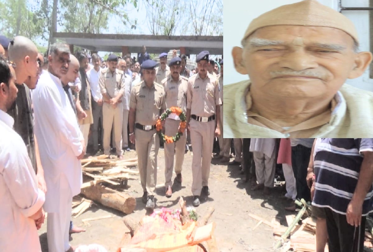 Hundreds of people joined Funeral of freedom fighter Pandit Sushil Rattan in kangra