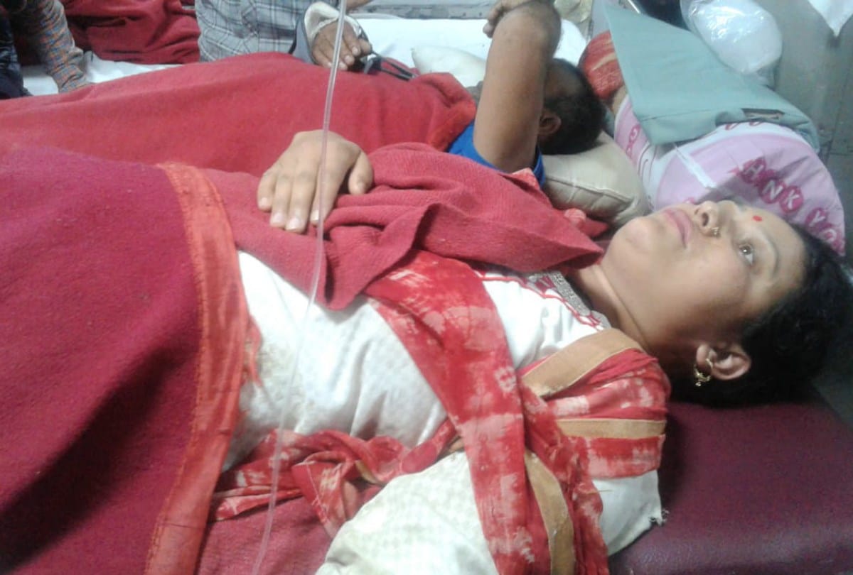 चैल्सी स्कूल के बाहर गाड़ी चालक ने महिला को मारी टक्कर