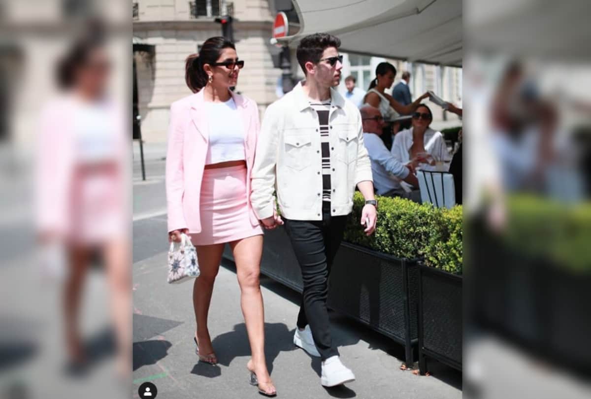 priyanka chopra spot in pink mini dress with husband nick jonas in paris