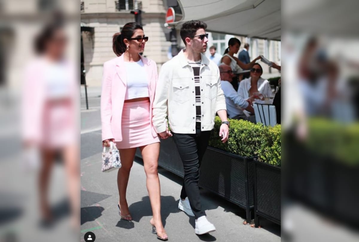 priyanka chopra spot in pink mini dress with husband nick jonas in paris