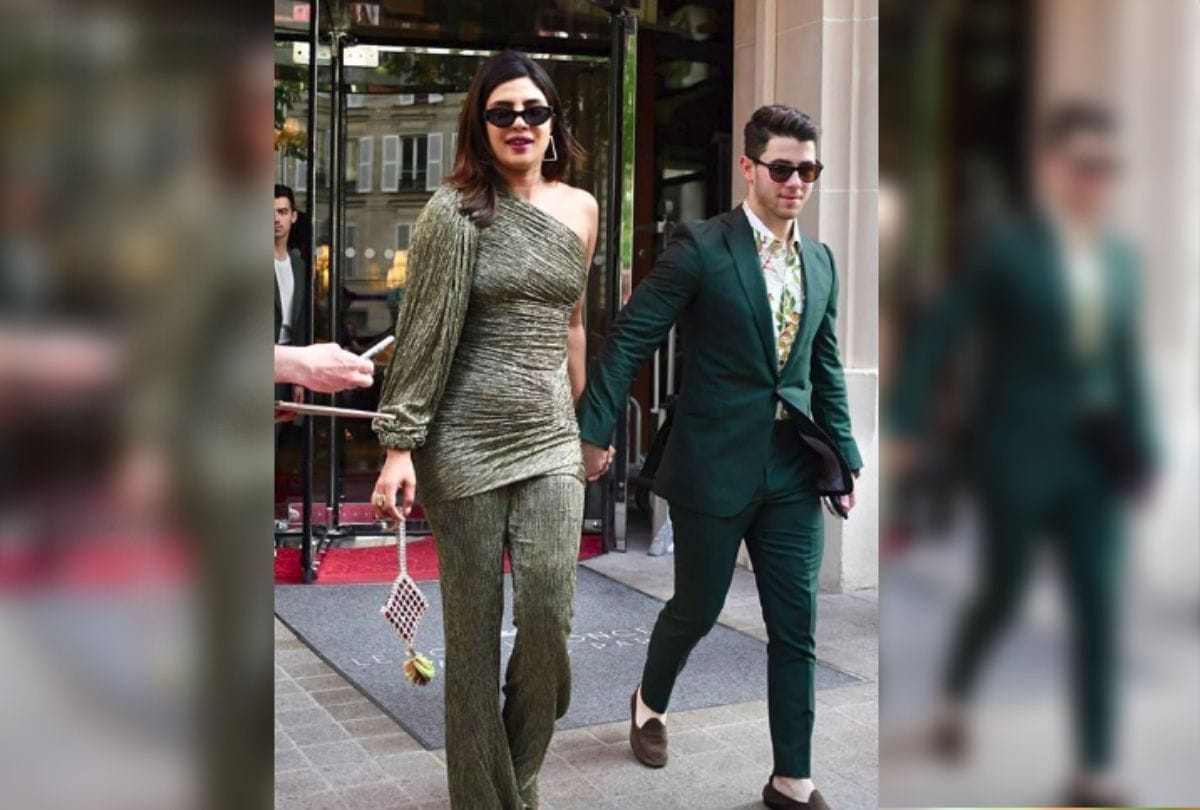 priyanka chopra spot in pink mini dress with husband nick jonas in paris