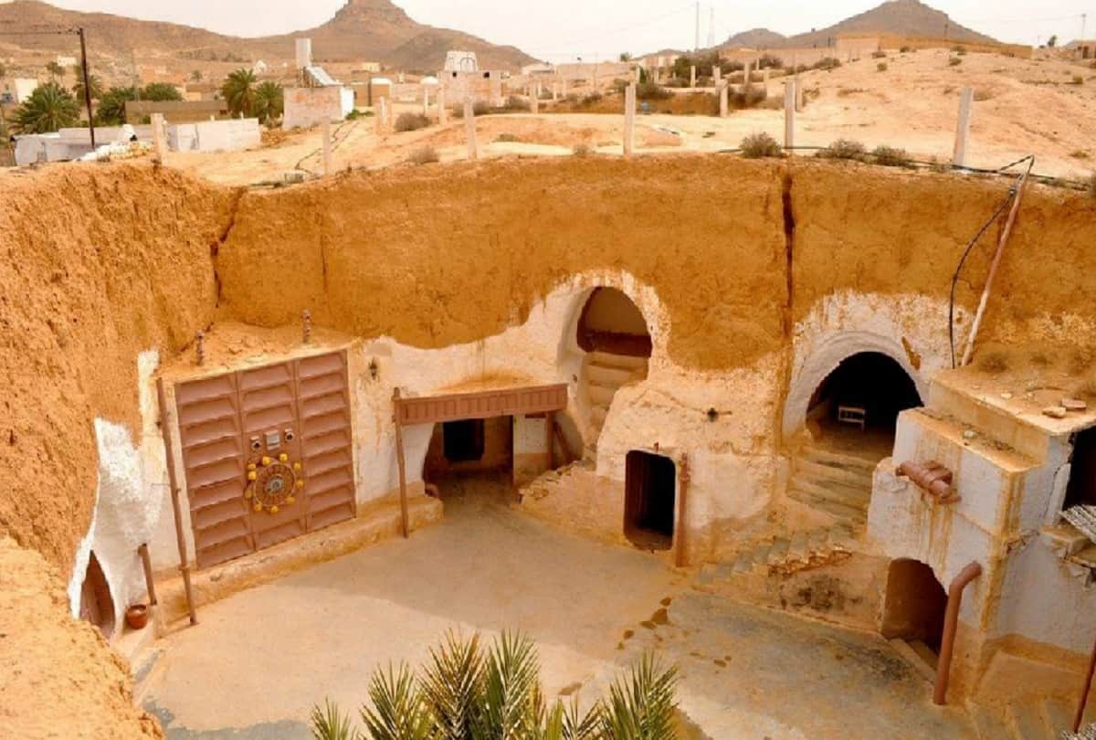 people have lived for centuries in Tunisia underground houses