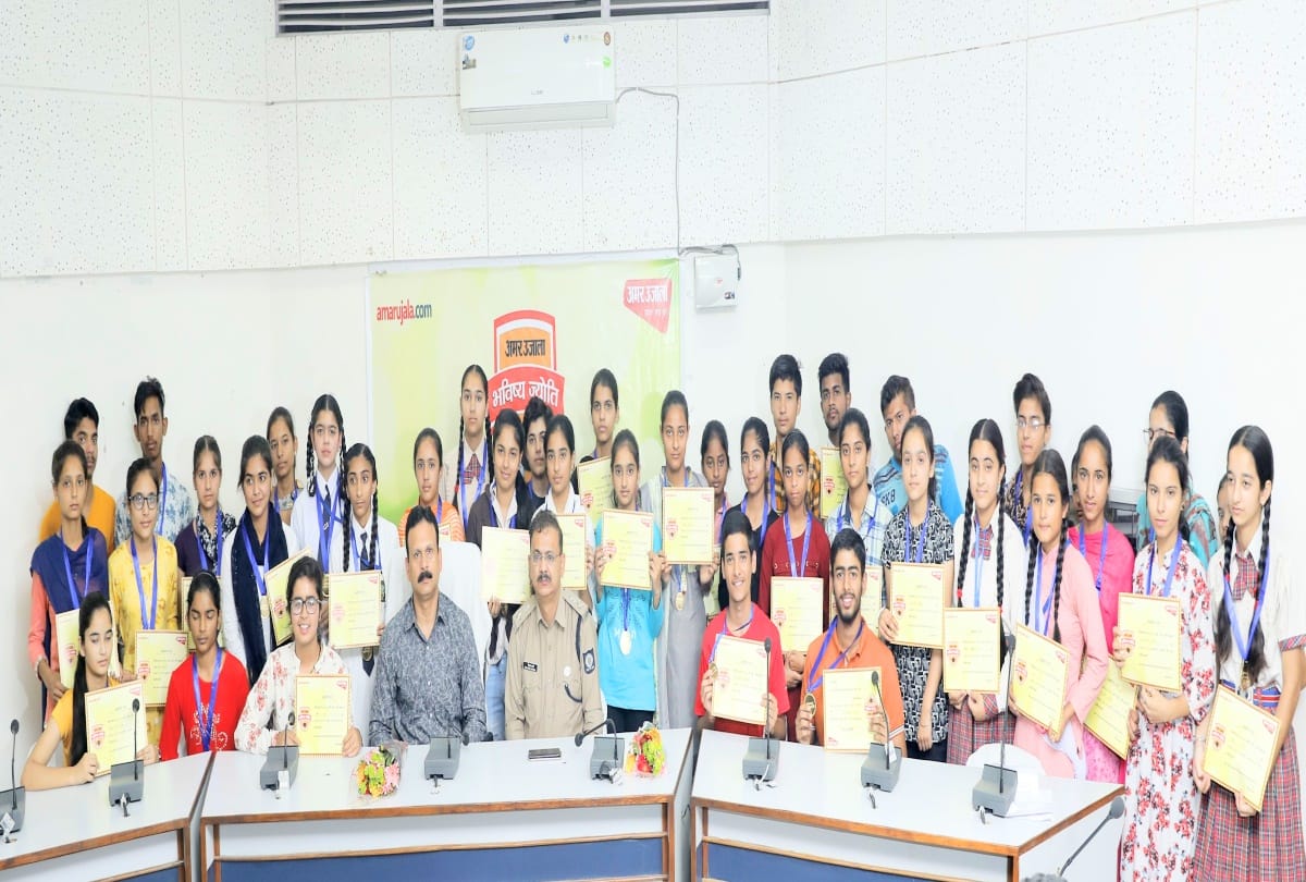 amar ujala bhavishya jyoti samman 2019 function held in una