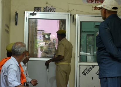 Advocates beaten in lover in love jihad in varanasi