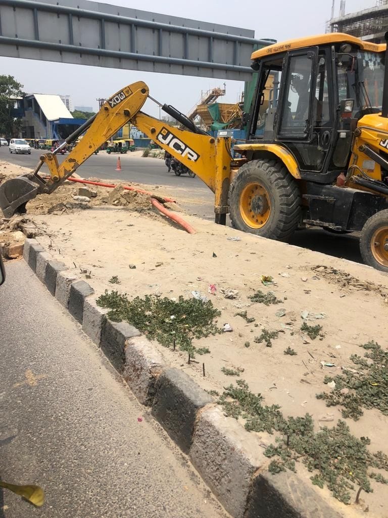 Preparation of root diversions from Sector-71 intersection on Saturdays