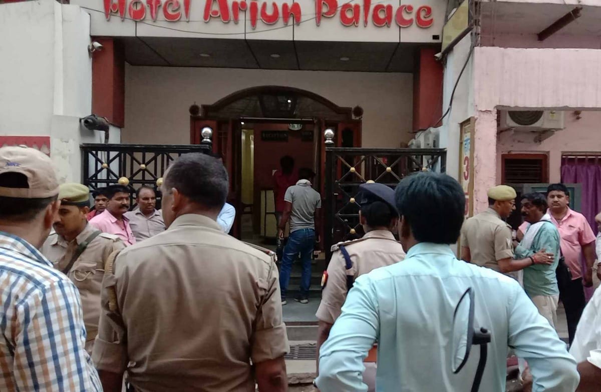 Varanasi News Today Deoria Girl Murder case solved lover killed after watching crime petrol