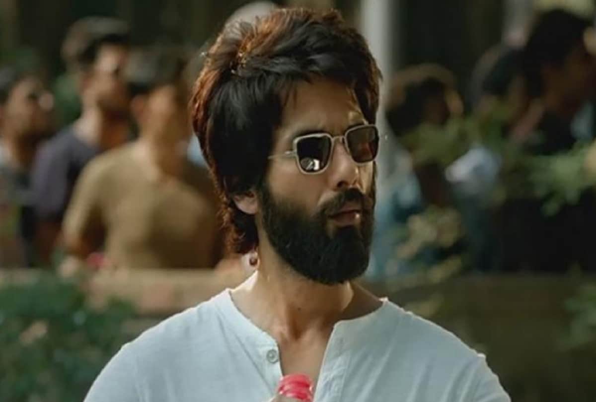zomato made a funny meme on kabir singh see how shahid kapoor could not stop his laugh