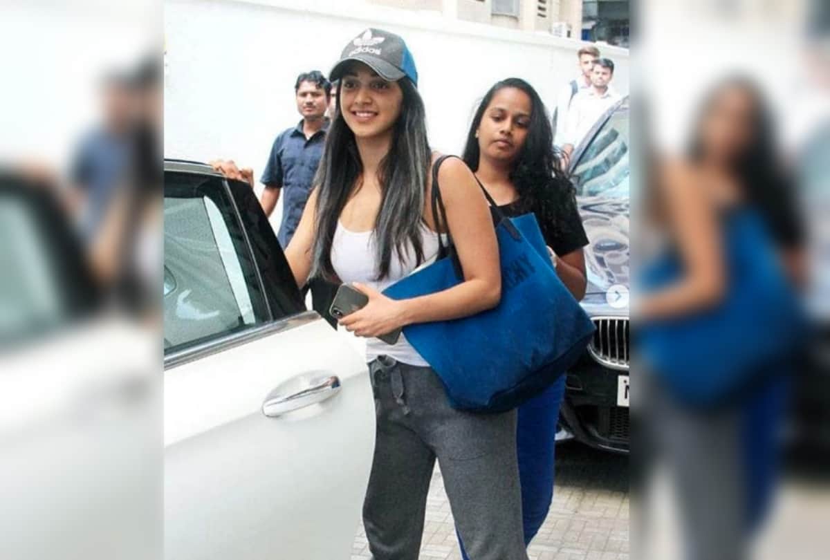 Kabir Singh Full Movie: Kiara Advani Rocks In Casual Look flaunts a bag worth 1.3 lakh