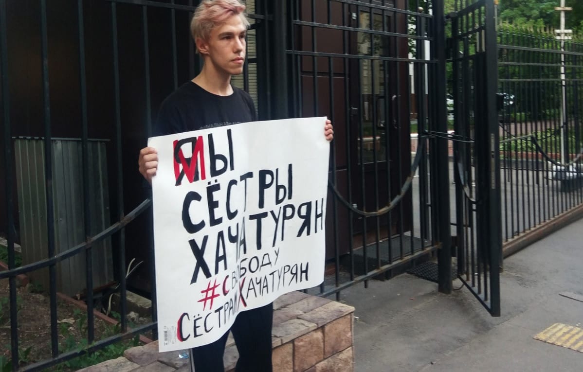 20 year sentence to three sisters for kill father in russia
