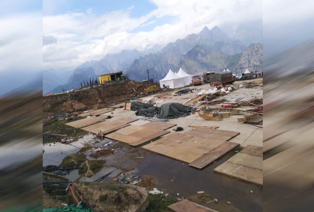 Royal wedding Auli bad condition due to garbage sewer and open toilet
