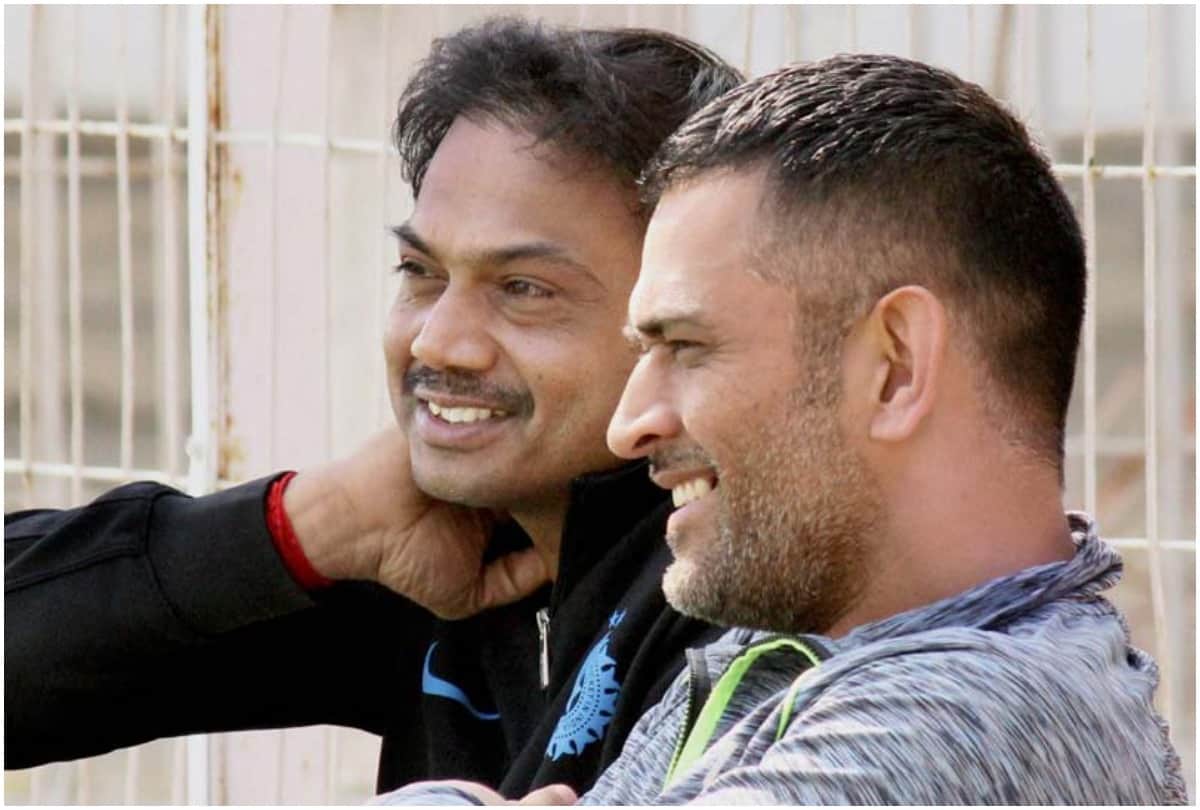 India selector says There is no question of ignoring ms dhoni