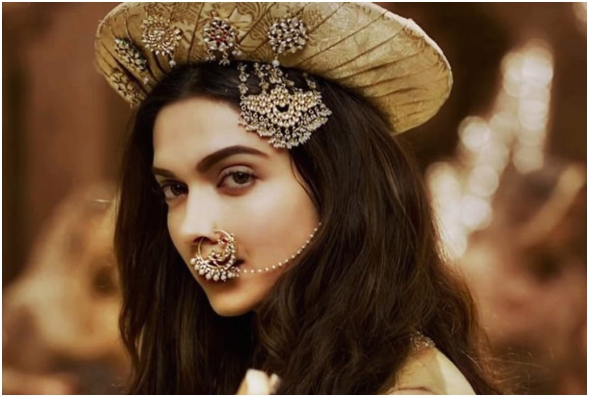 make traditional look more attractive with not like bollywood divas